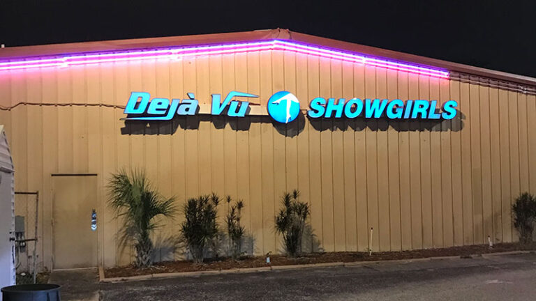 Déjà Vu Showgirls